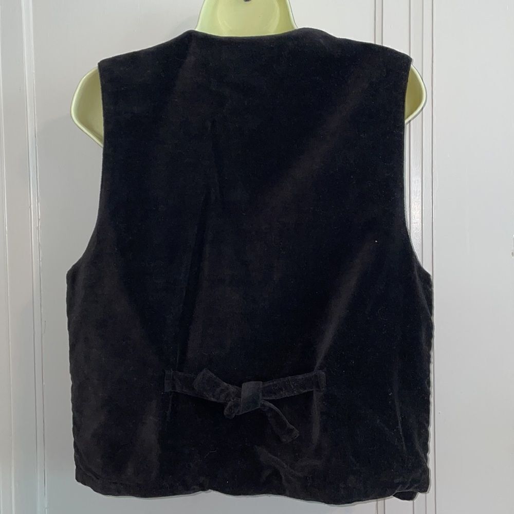 Vtg 90s Van Heusen black velvet vest with brocade ribbon & floral embroidery‎ - Picture 6 of 8